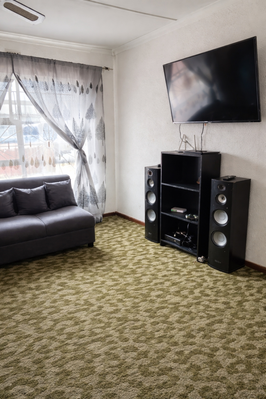 4 Bedroom Property for Sale in Nooitgedacht Western Cape